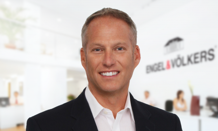 AgentPhoto-MayerMark-H-Webslider