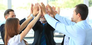 Podcast: 5 Reasons To FIRE Your Broker | How To Choose A Broker