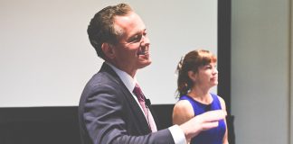 Podcast: How To Choose A Broker | Is It Time To Ditch Your Broker? (Part 2)