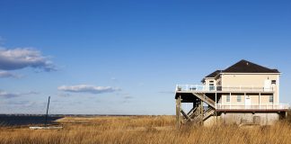 Home Prices in Hamptons Hit Record Highs