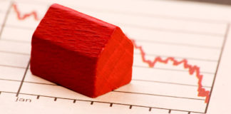 Mortgage Rates AND Mortgage Applications Fall