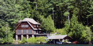 10 Affordable Towns to Purchase a Lakefront Property