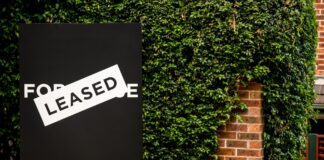 Do Booming Lease Signings in Manhattan Translate into a Recovery?