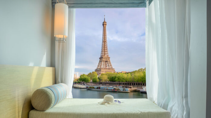Summer,,Travel,,Vacation,And,Holiday,In,Paris,,france.,Beautiful,Eiffel