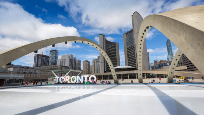 Toronto,City,Hall,And,Nathan,Phillips,Square