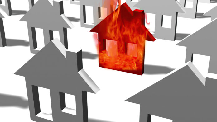 3d,Illustration,-,Burning,Home,Icon,In,Flames