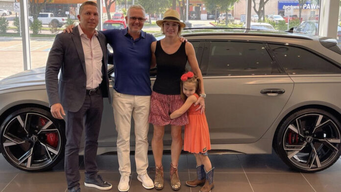 tim and julie harris roadtrip