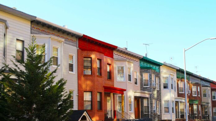 Colorful,Houses,In,Brooklyn,New,York