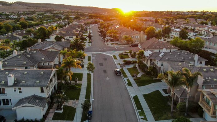Aerial,View,Of,Residential,Modern,Subdivision,Luxury,House,Neighborhood.,South