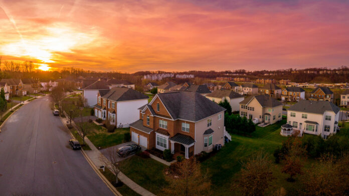 Fannie Mae Says Home Sales to Cool